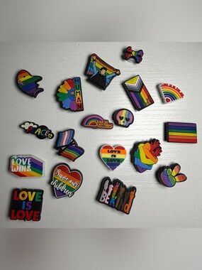 🆕 Rainbow Pride Charms Jibbitz - Assorted LGBTQ+ Icons